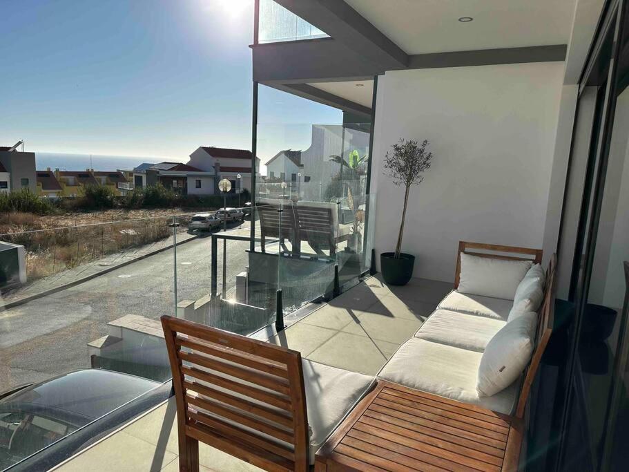Beach, Ocean View & Bright House Ericeira Dış mekan fotoğraf